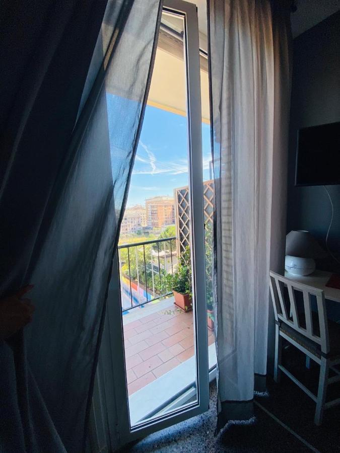 A Casa Di Giallo B&B Rome Bagian luar foto